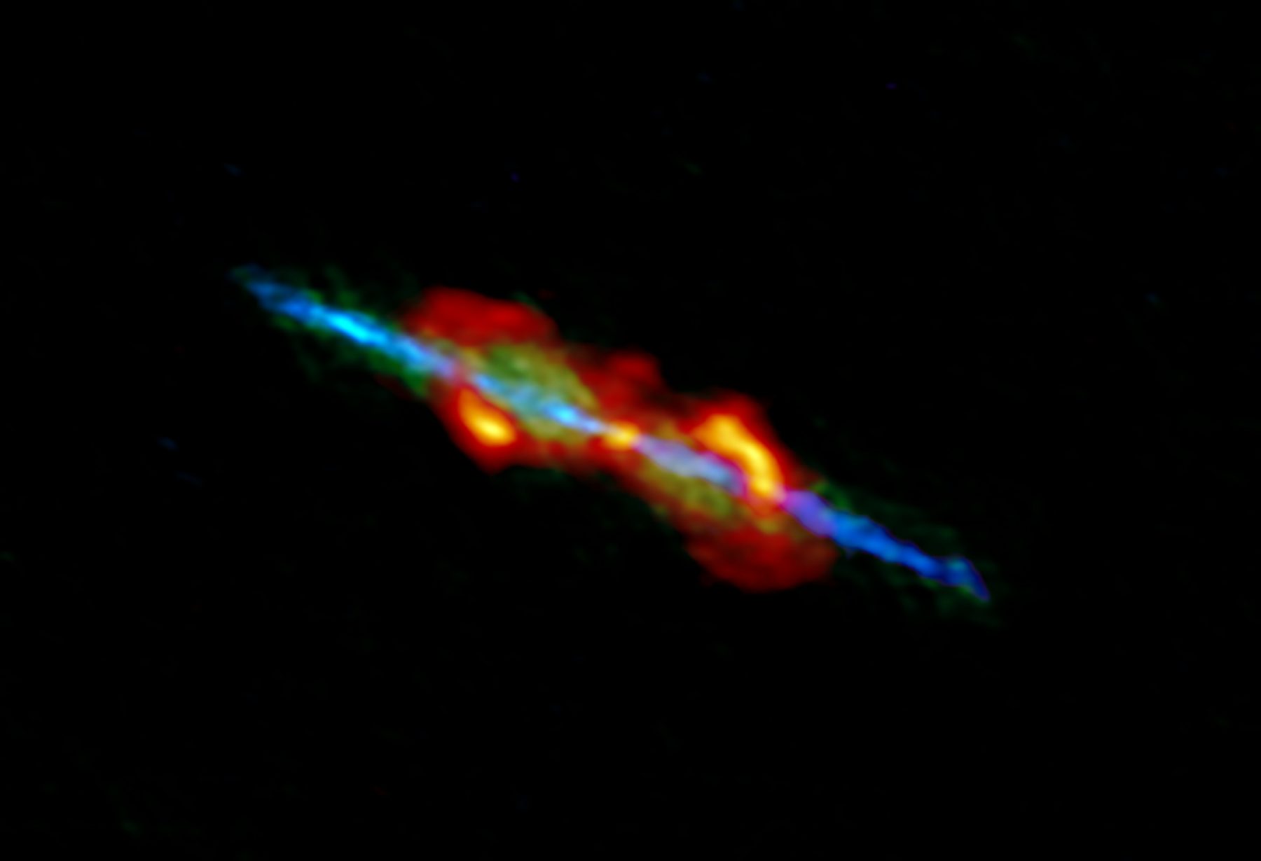 老いたる星 プレスリリース - 臨終間近の老星が変身する瞬間をアルマ望遠鏡が捉え