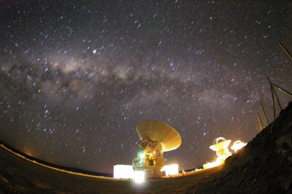 Milky Way over the Japanese antenna erection area [02]